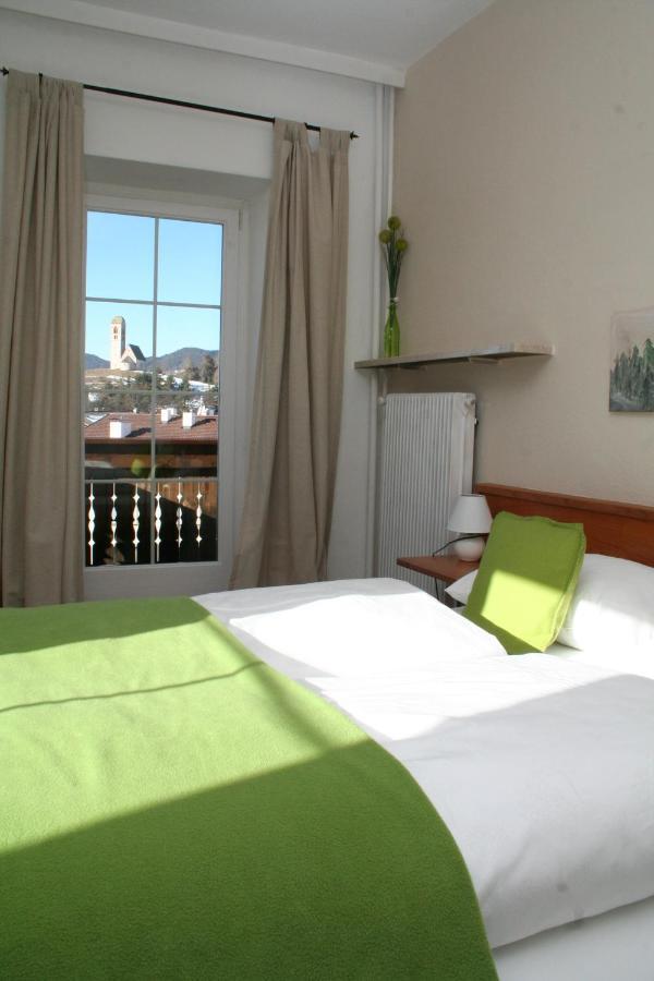 Gasthof Albergo Kreuzwirt Fie allo Sciliar Luaran gambar